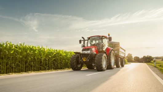 Caseih luxxum 120 road transport brantner 072016 deimg 9166