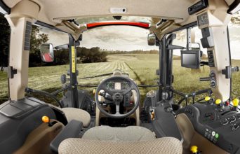 Luxxum 120 studio innen panorama 1604 004 3418 4572