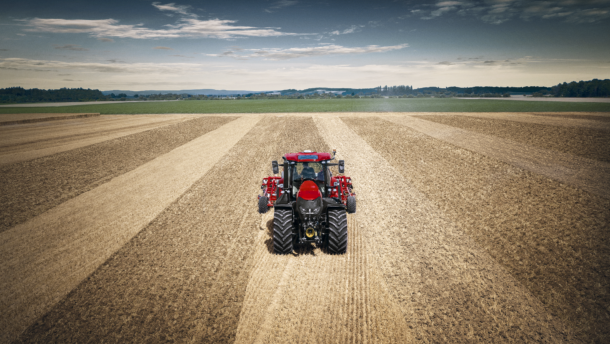 Caseih optum 300 cvxdrive 0820 at dji 0986 ret dark