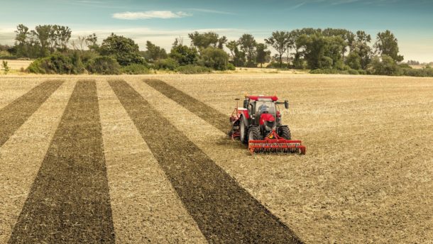 Caseih vestrum 130 cvxdrive front packer rear seeder combo 072017 sk img 5088 1920 1280