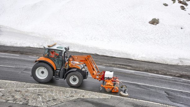 4120 multi 3720sf hydrac sweeper 05 2018 0002 2128 1416
