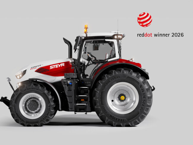STEYR Traktoren 6440 Cervus CVT Red Dot winner